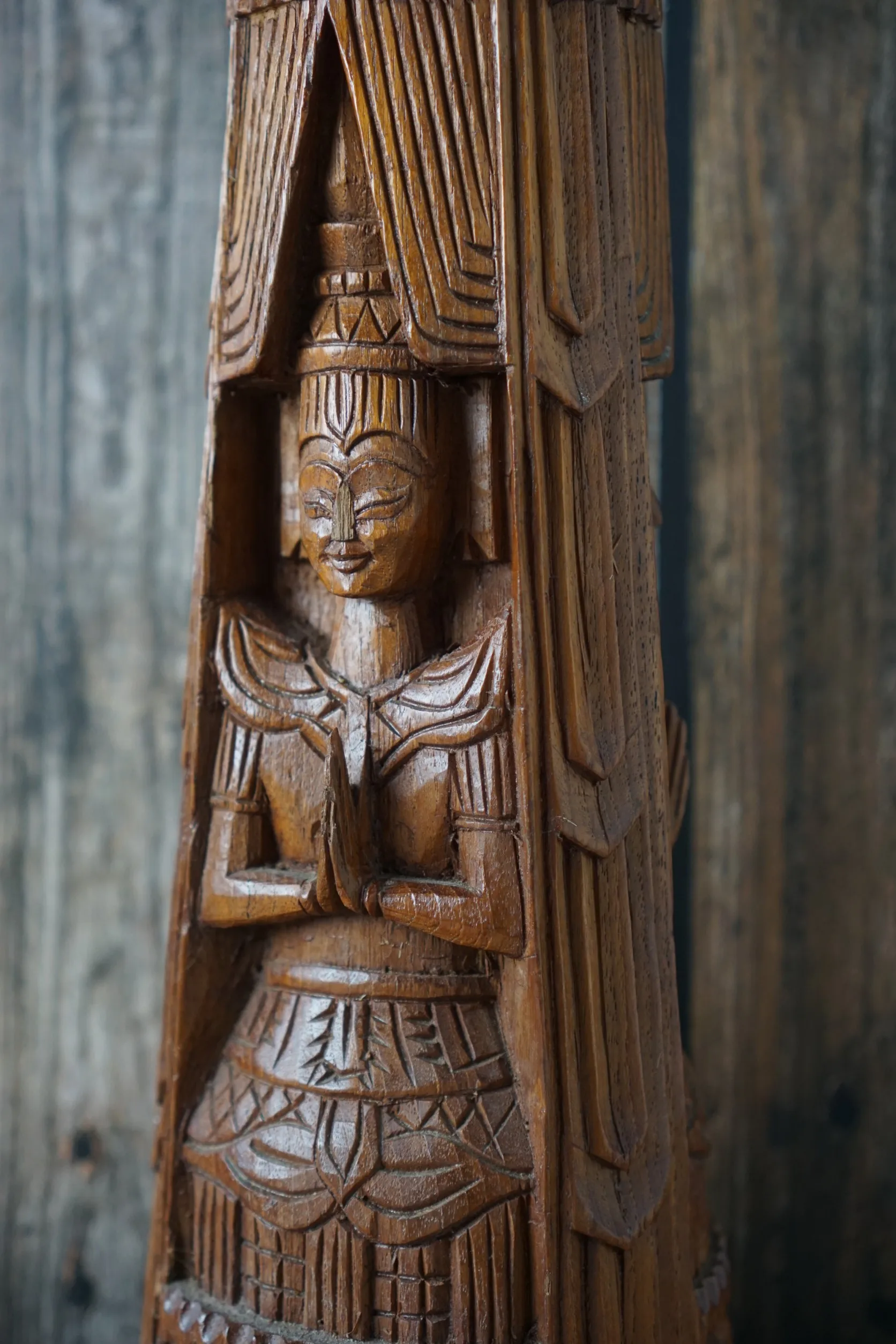 The Premium Product of Thailand Teak Carved Wood Base Lamp Decoration Wood Made in Thailand Popular Souvenir Wooden Tools Type