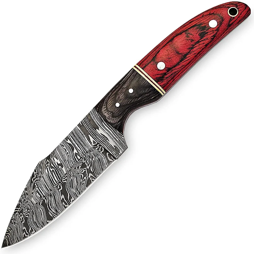 Охотничий нож ручной работы из дамасской стали с кожаным футляром