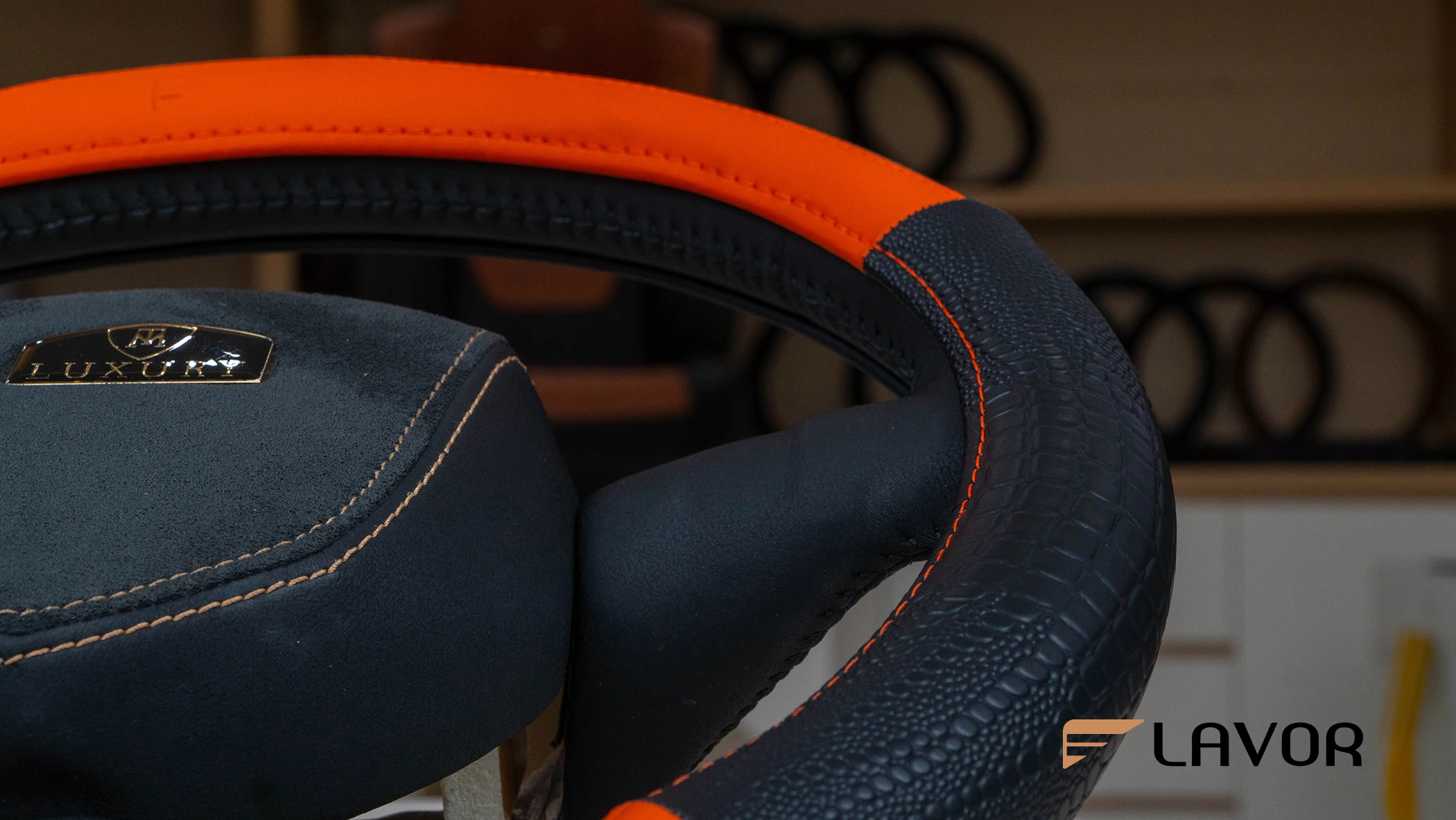 Hot August 2021, Premium quality Best Selling product universal fashion car steering wheel cover (BTL05)