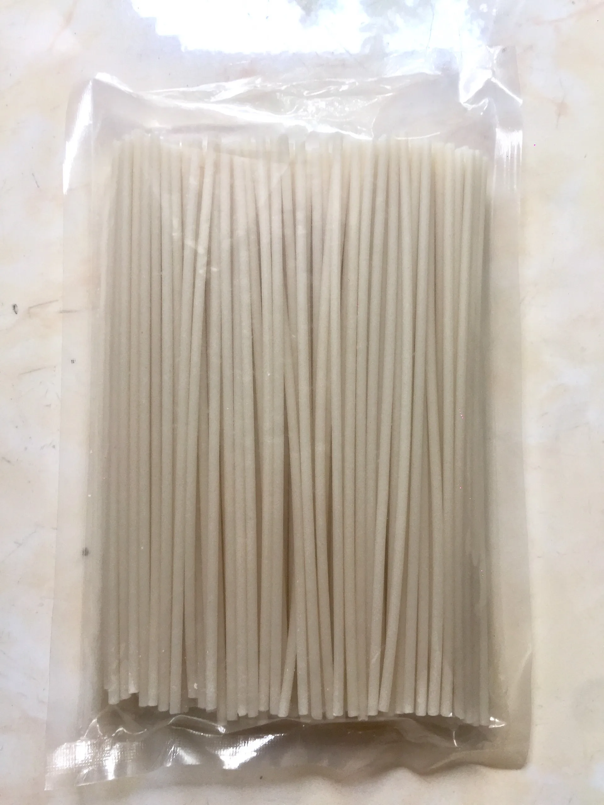 Rice Noodles (Stick and Round Shape) From Vietnam For Food
