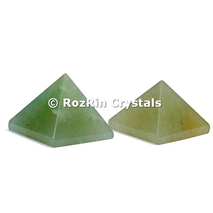 Gemstone Green Aventurine Pyramid from rozrin crystals