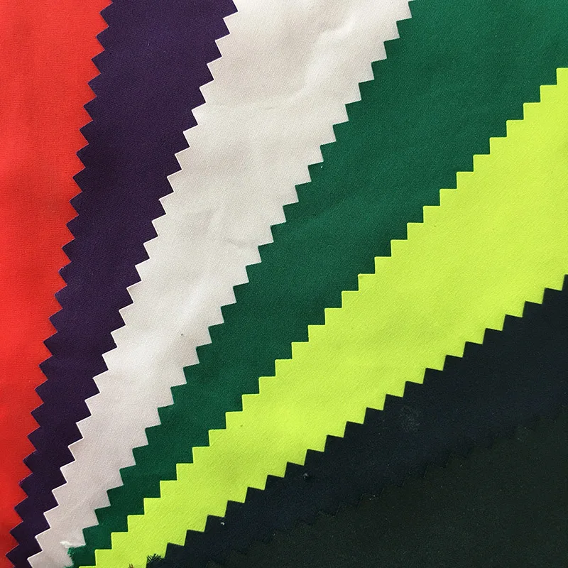 Wholesale 300T Polyester Pongee Fabric PU Coated Fabric 90GSM Anti-Static Fabric For Puffer Jackets