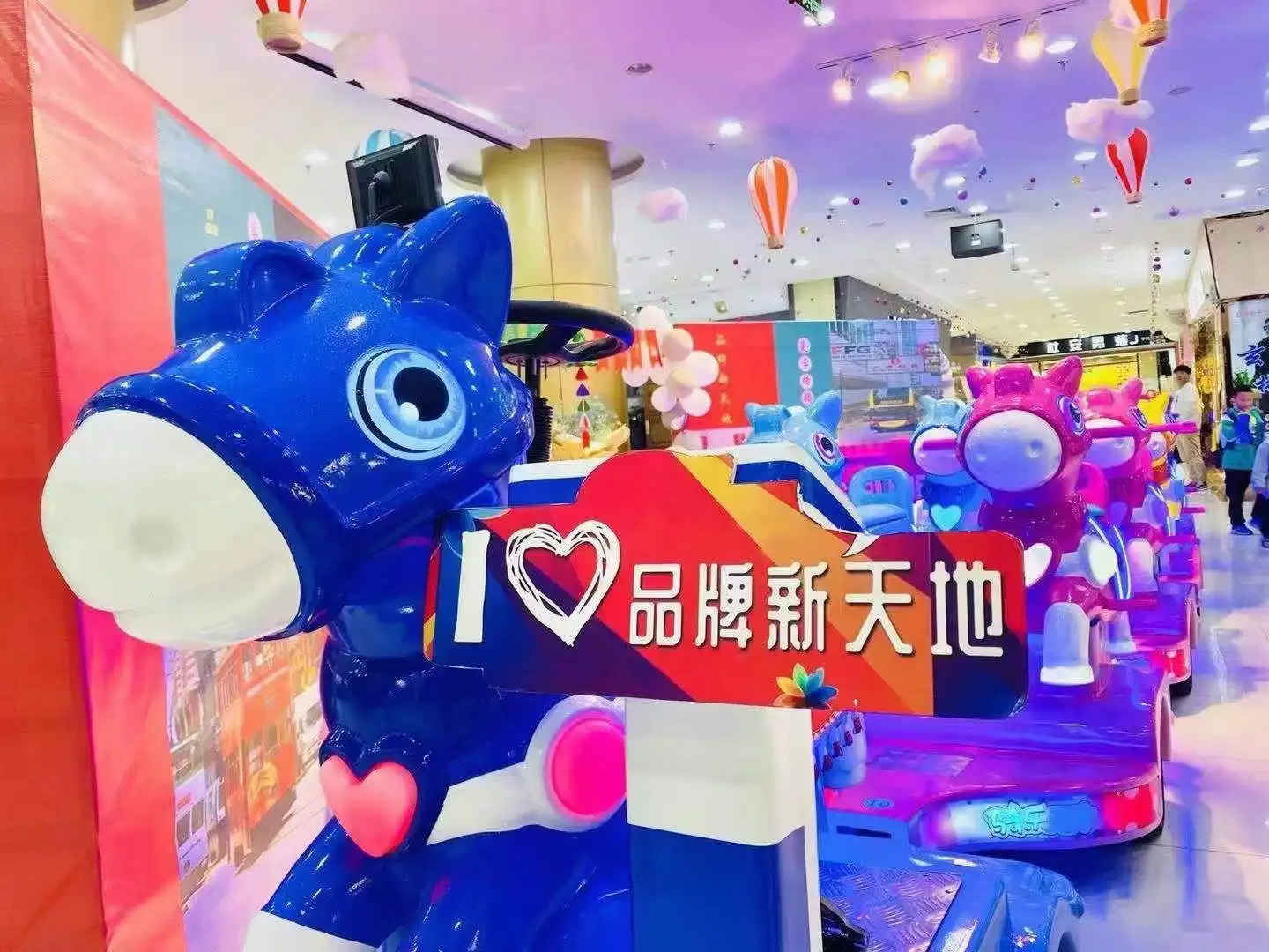 HAOJILE Shopping Mall Amusement Park Battery Powered Colorful Horse Carousel Trackless Tour Train  Electric Car