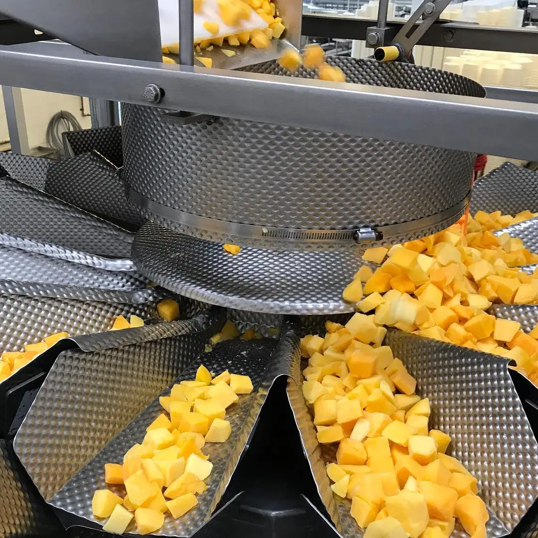 IQF FROZEN MANGO (KAEW) DICES/ CHUNKS/ CUBES HIGH QUALITY FROM VIETNAM WHOLESALE