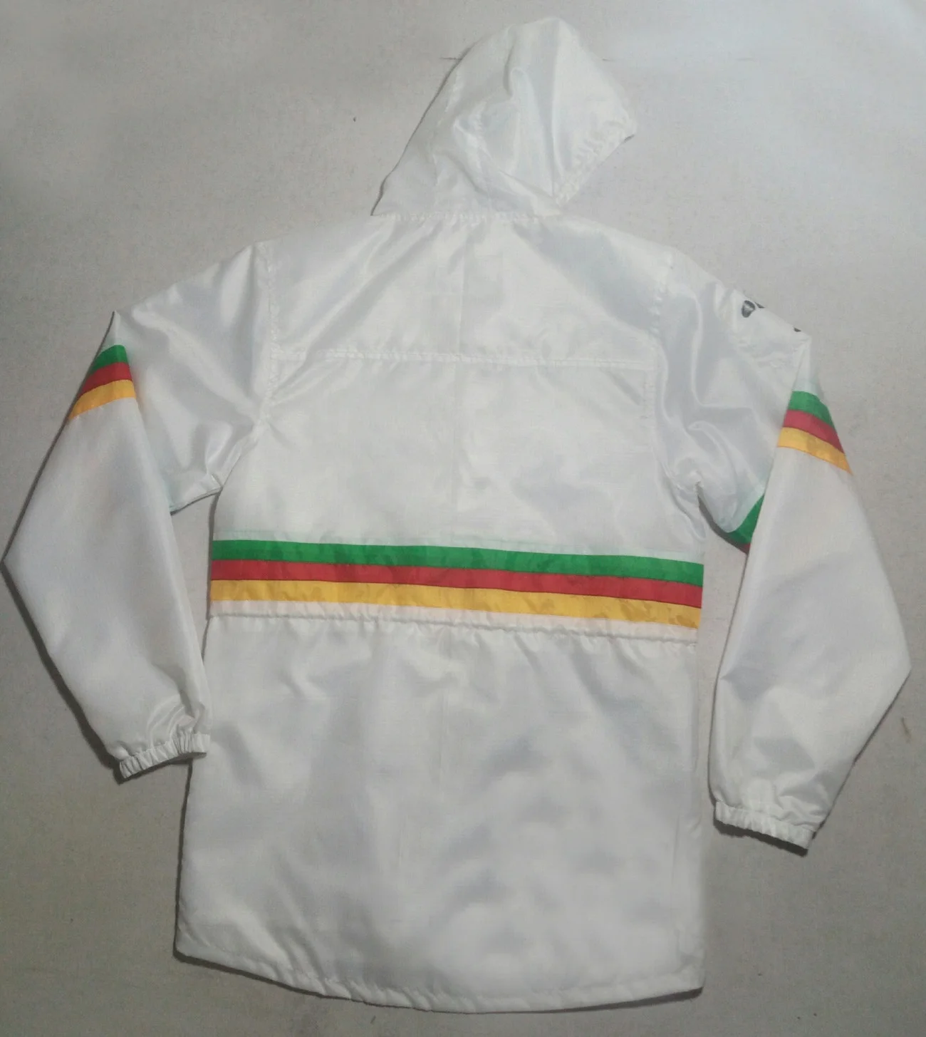 Custom Windbreaker Jackets In Polyester Fabrics / Parachute Jackets in Poly Breathable / Latest Sports Team Windbreakers Jackets
