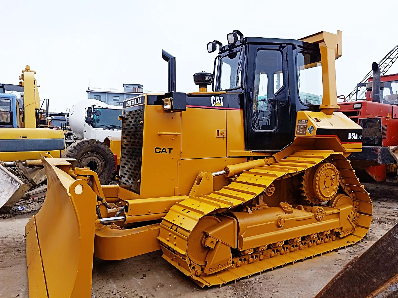 bulldozer/japan buldozer/used d5m bulldozer Used CAT D5M Bulldozer D5M Japan Cat Bull Dozer