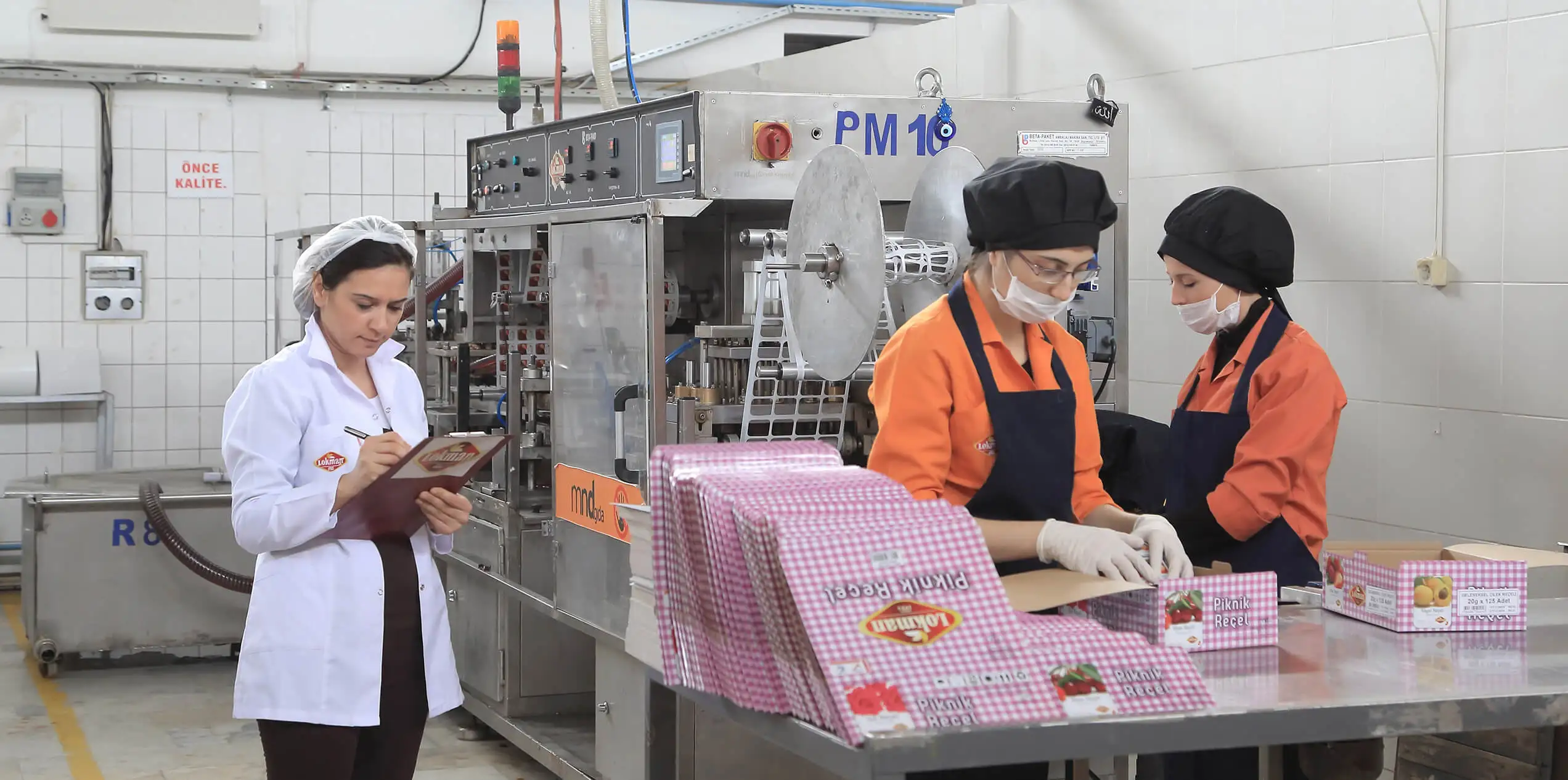 Catering, Premium Quality Fresh Taste 20gr Portion Pack , 35% Fruit Organic Sour Cherry Jam