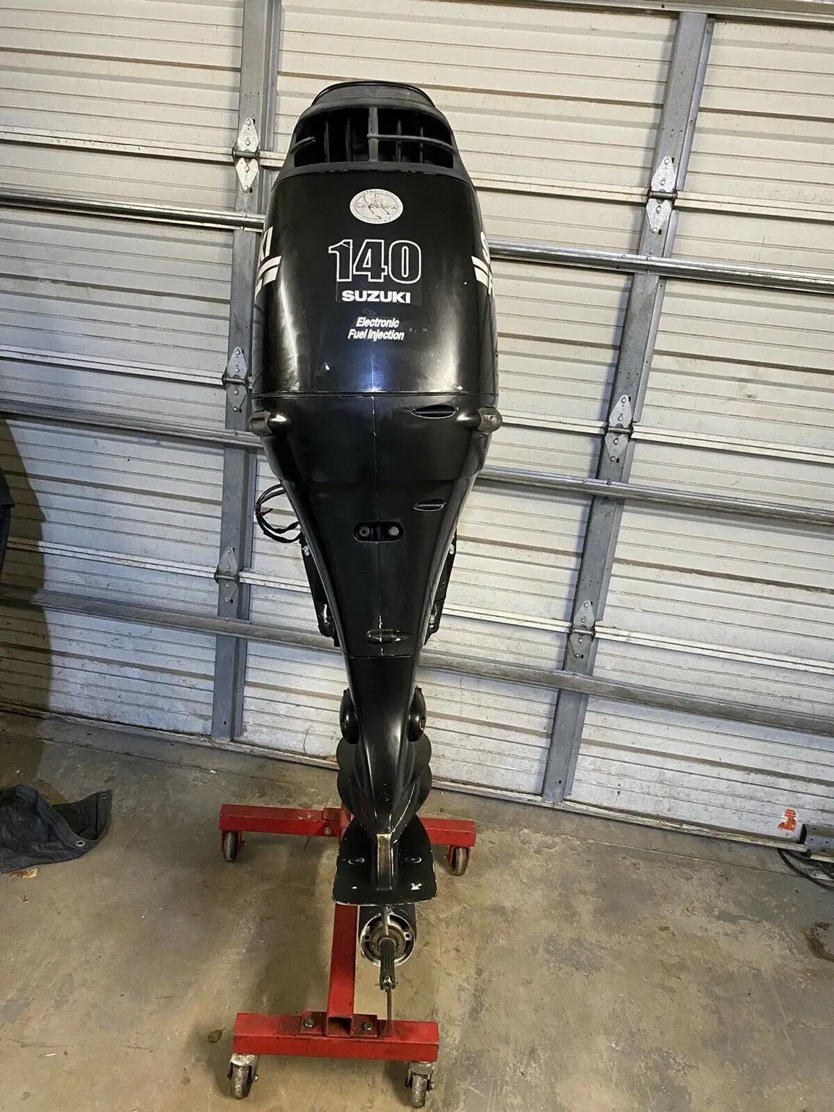 Used Suzukis 140 HP Outboard Boat Motor 4 Stroke