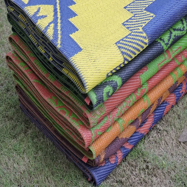 Цветные пластиковые коврики 180X270 см