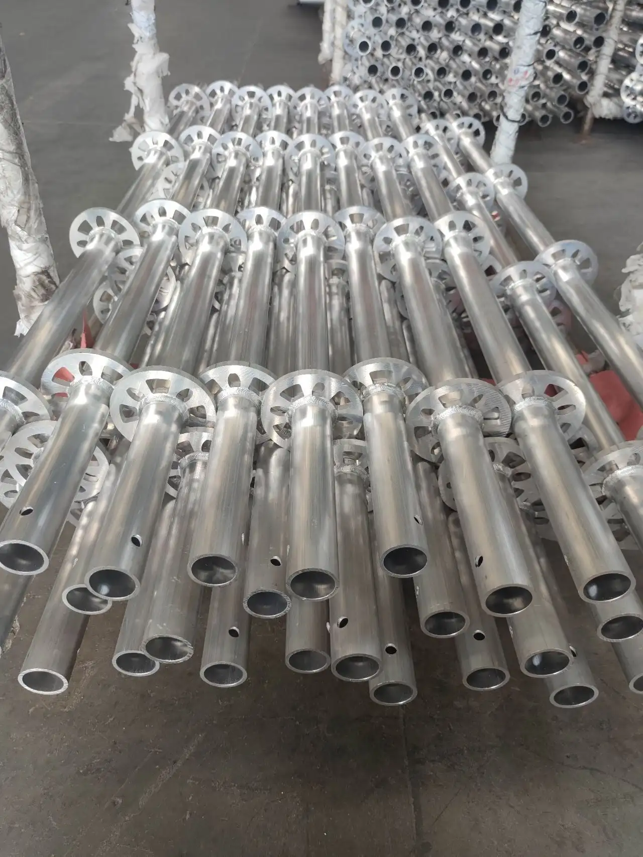 Aluminum ring lock scaffolding Ring Lock Scaffold Adjustable Base Jack Base Collar Scaffold Ring lock