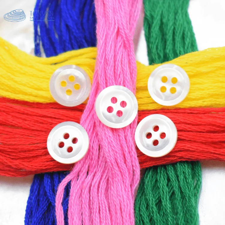 
Ton Van Button OEM& ODN 12L - 44L MOP Button coat button for fur ladies suits 