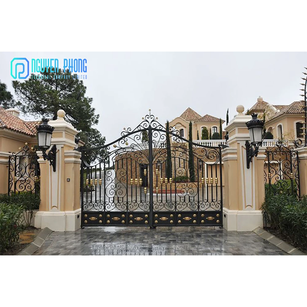 Производитель OEM Роскошные кованые железные главные ворота для