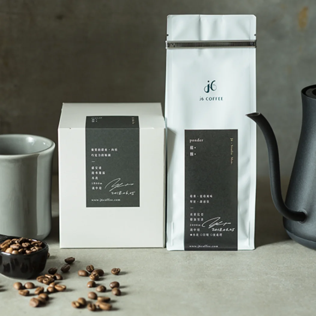 Кофе из цельных зерен с жареным корицей