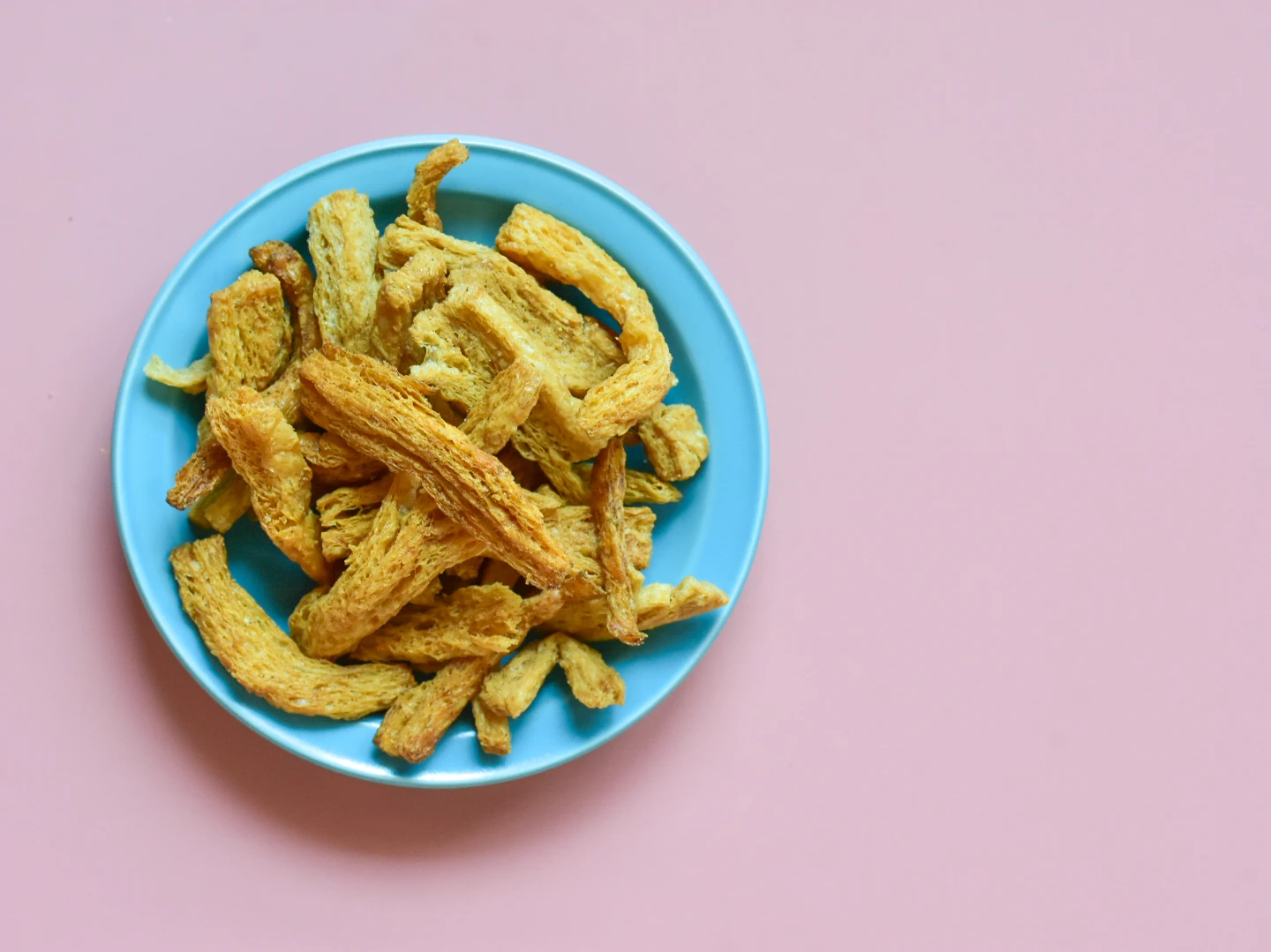 Grain Snack Soy Protein Crisps Tomyum Flavor From LIL SHEEP Thailand