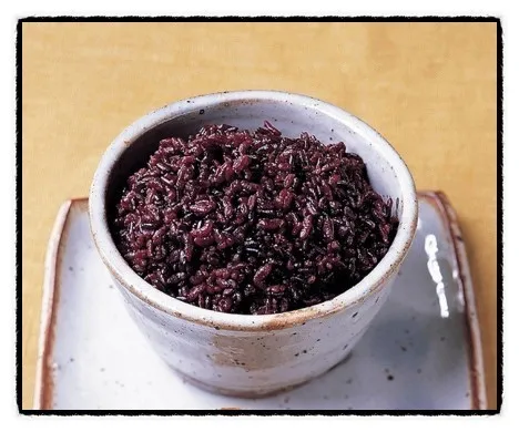  Черный рис с длинным зерном GAO NEP THAN - jasmine Black Rice-Oryza посева (Ms Деми + 84 961 733 400)