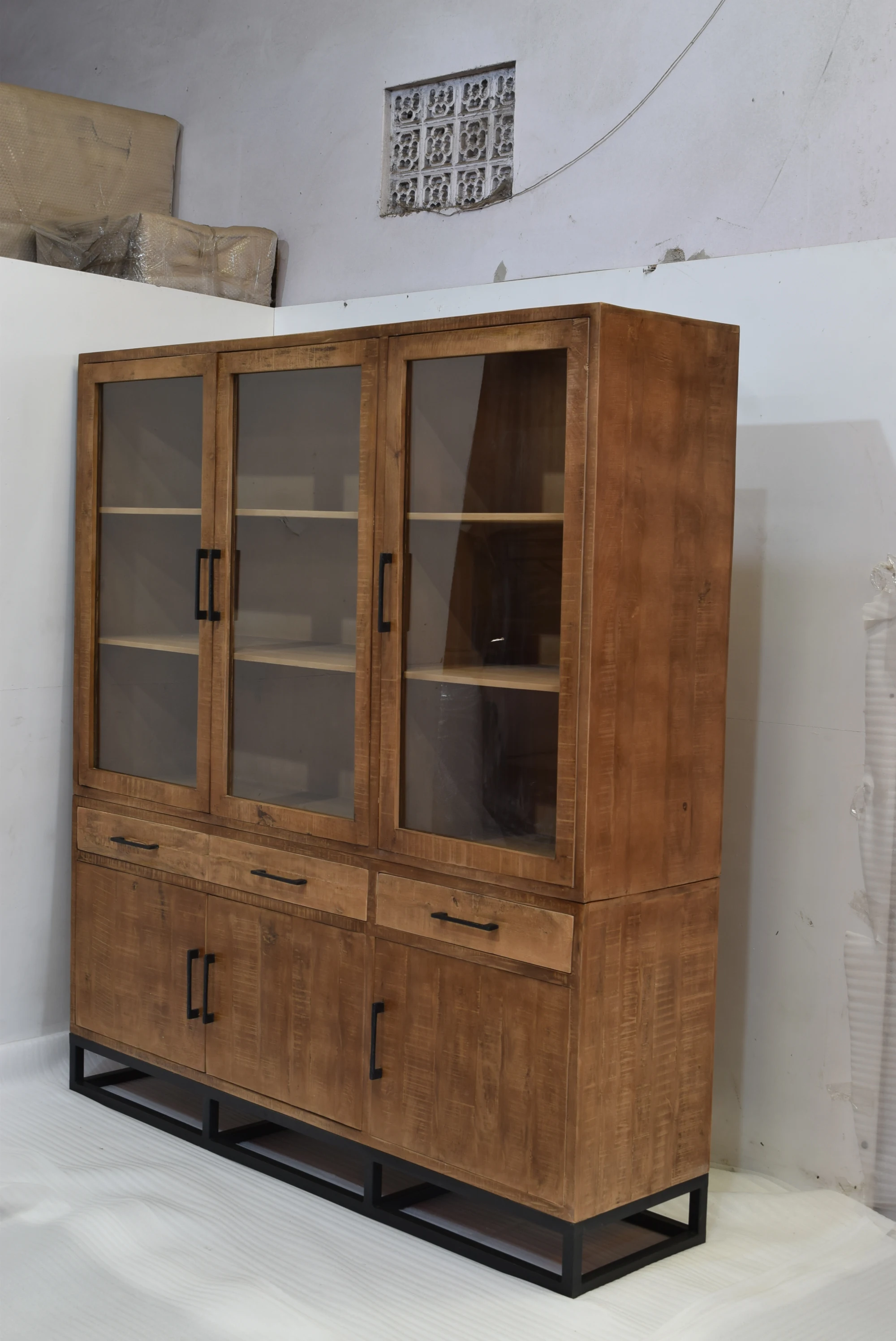 Latest Design Solid Wood Iron Base and Glass Panel Living Room Cabinet Furniture with Drawers and Doors Storage Cabinet