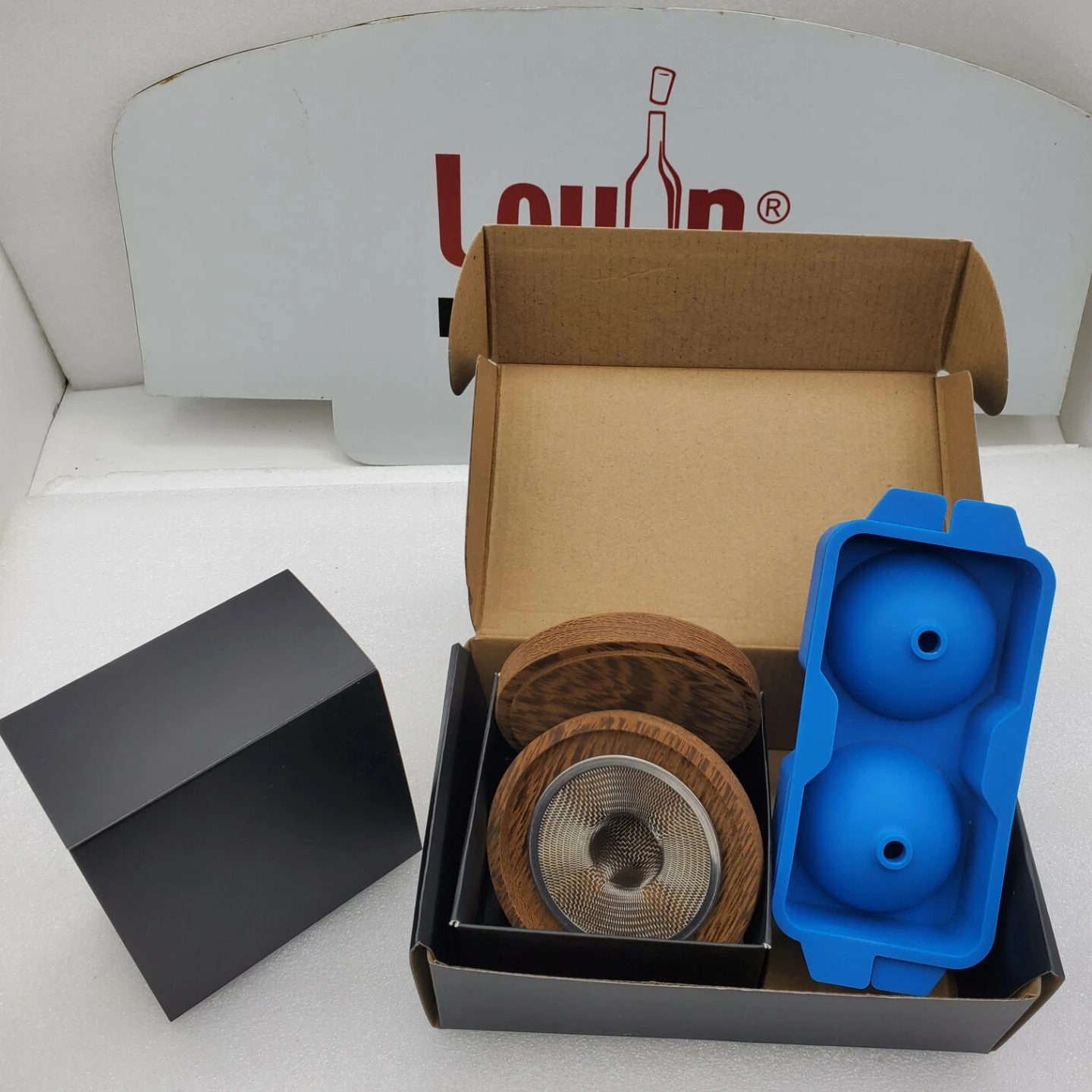 Whisky smoker with ice mold, Whisky ice cube with ice cups, Whisky Smoker