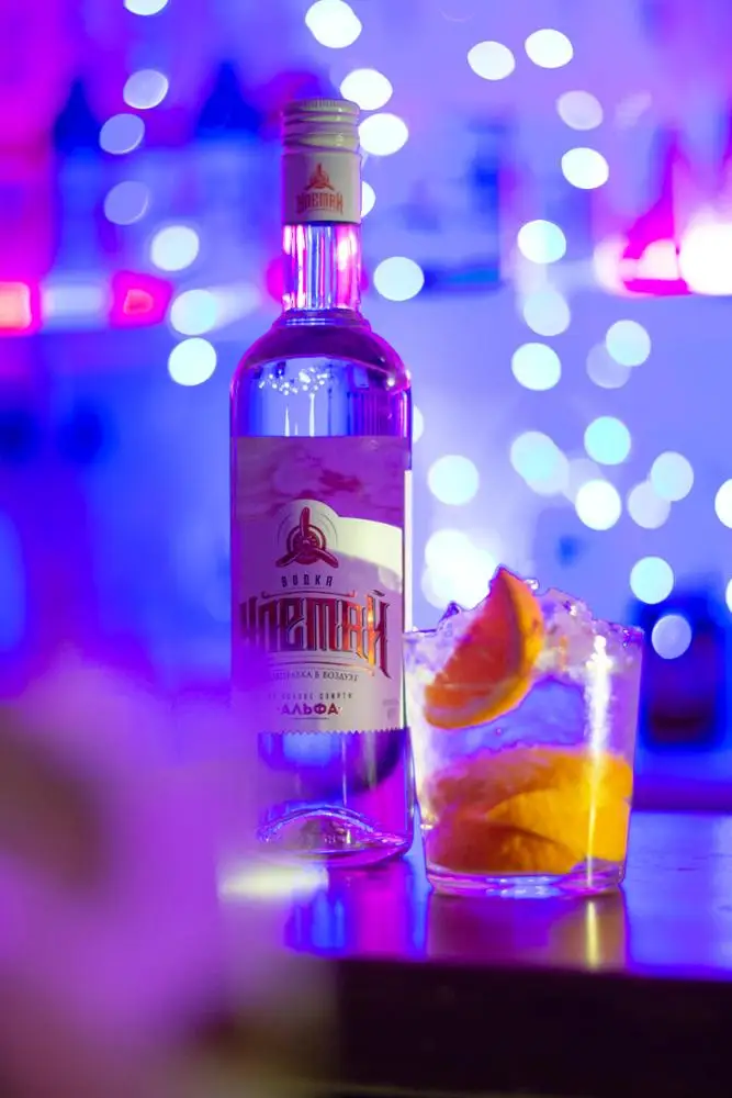 NATURAL 40% CLASSICAL RUSSIAN VODKA