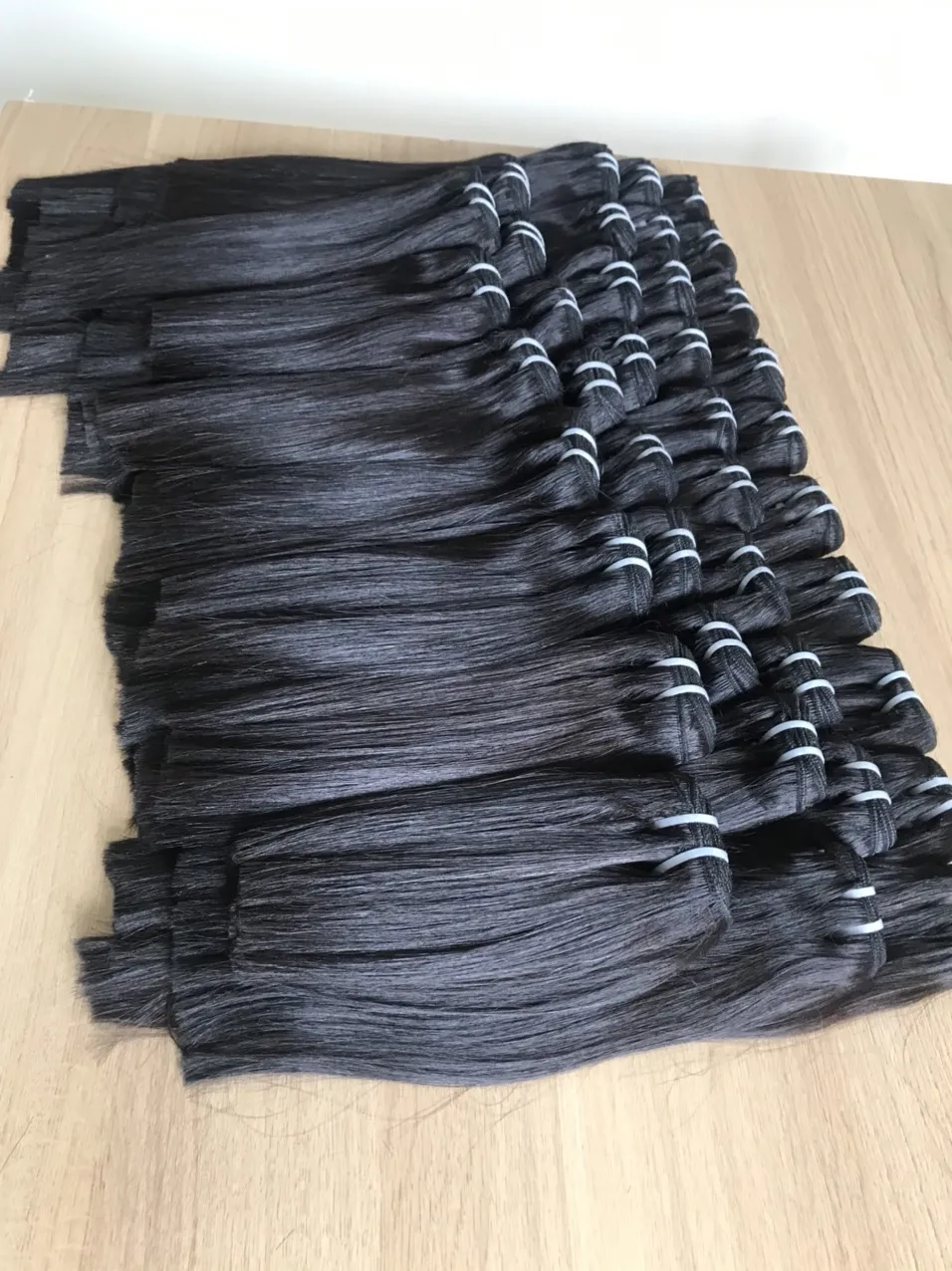  Оптовая продажа прямые волосы DEALE с прямыми косточками для необработанных вьетнамских наращиваний 100% человеческие remy наращивание человеческих волос