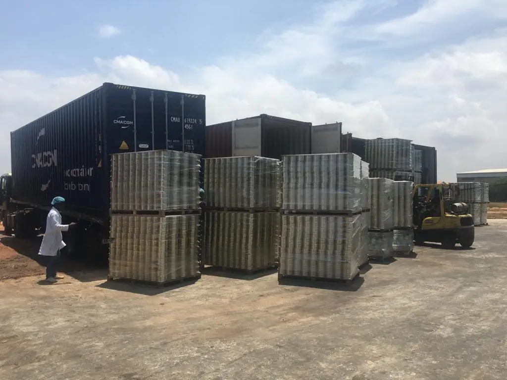 Tin cans  Metal container 153.7 RO-1900