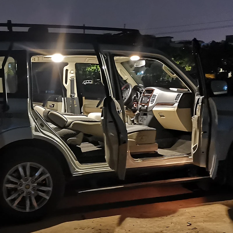 Reading lights in the car Warm White Car modification LED  High quality Auto parts wholesale for Mitsubishi Pajero V97 v93