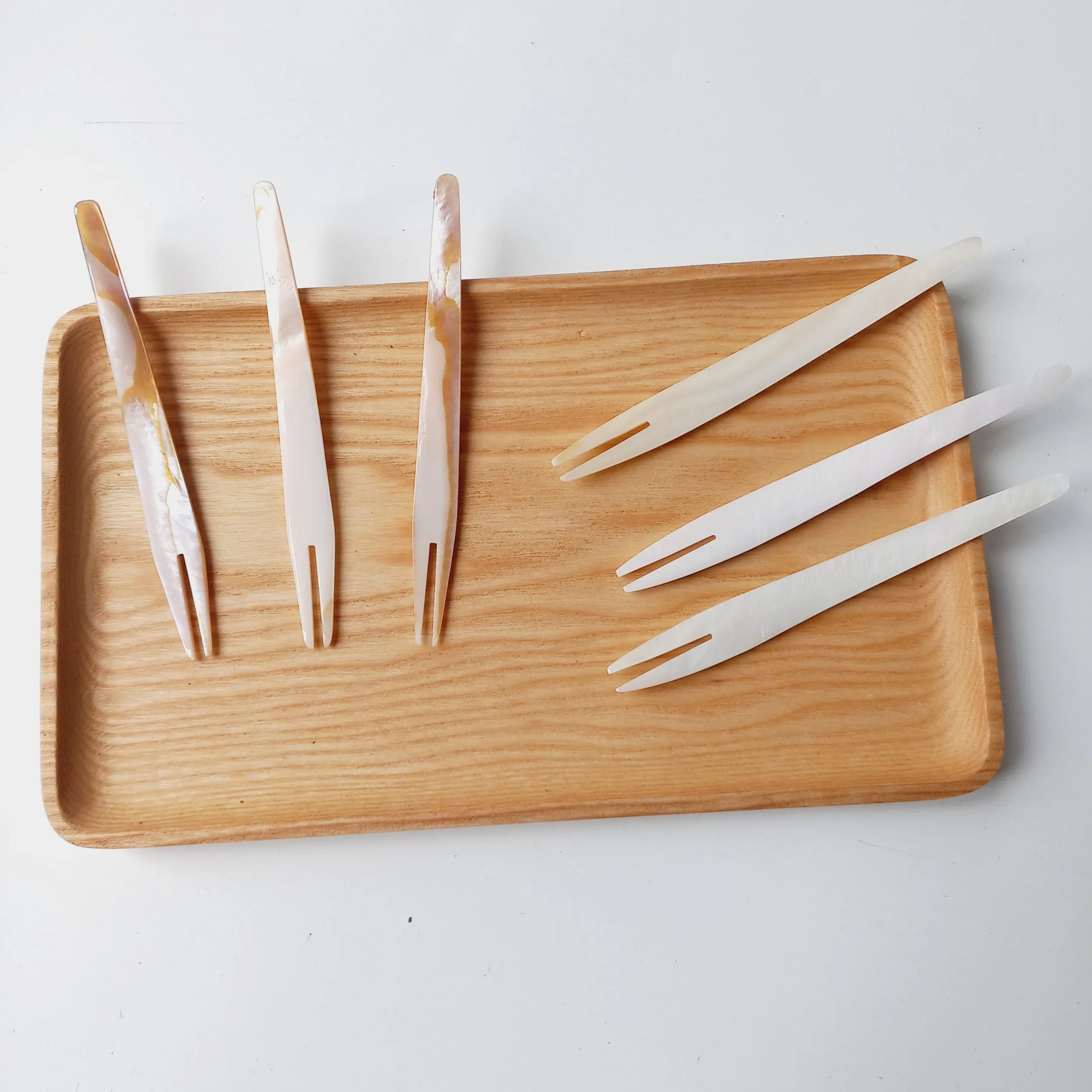 Wholesale Handmade Mother of Pearl Fork Luxurious Mini White Pink Lip Caviar Seashell Shell Flatware Cutlery Set Eco Friendly