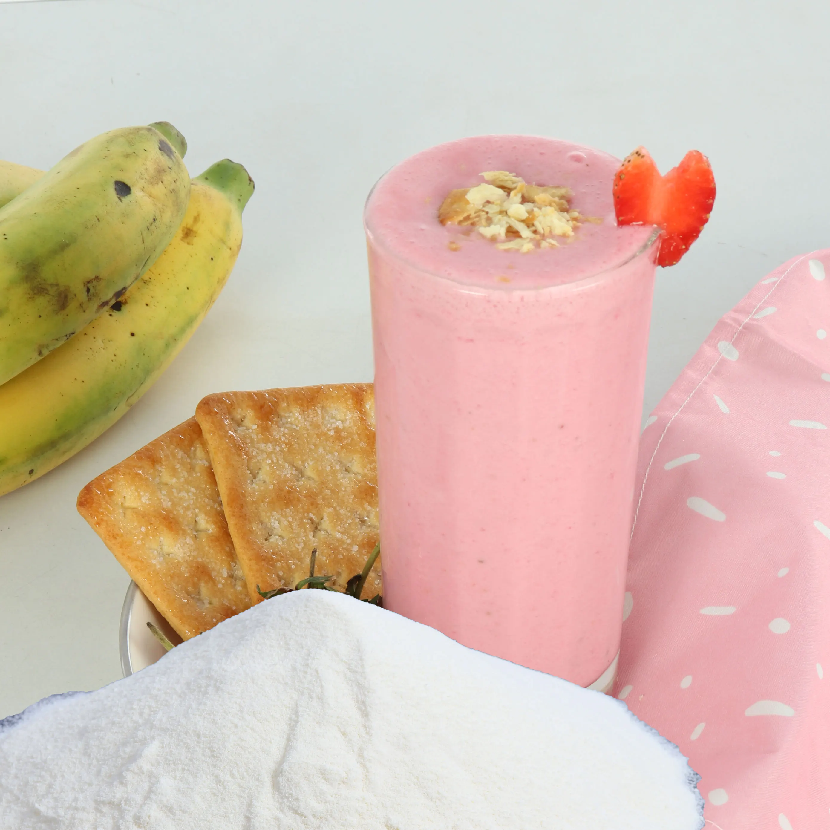 Thailand Supplier Natural Flavor No Fat Chicken Egg White Powder in Bottle Packing