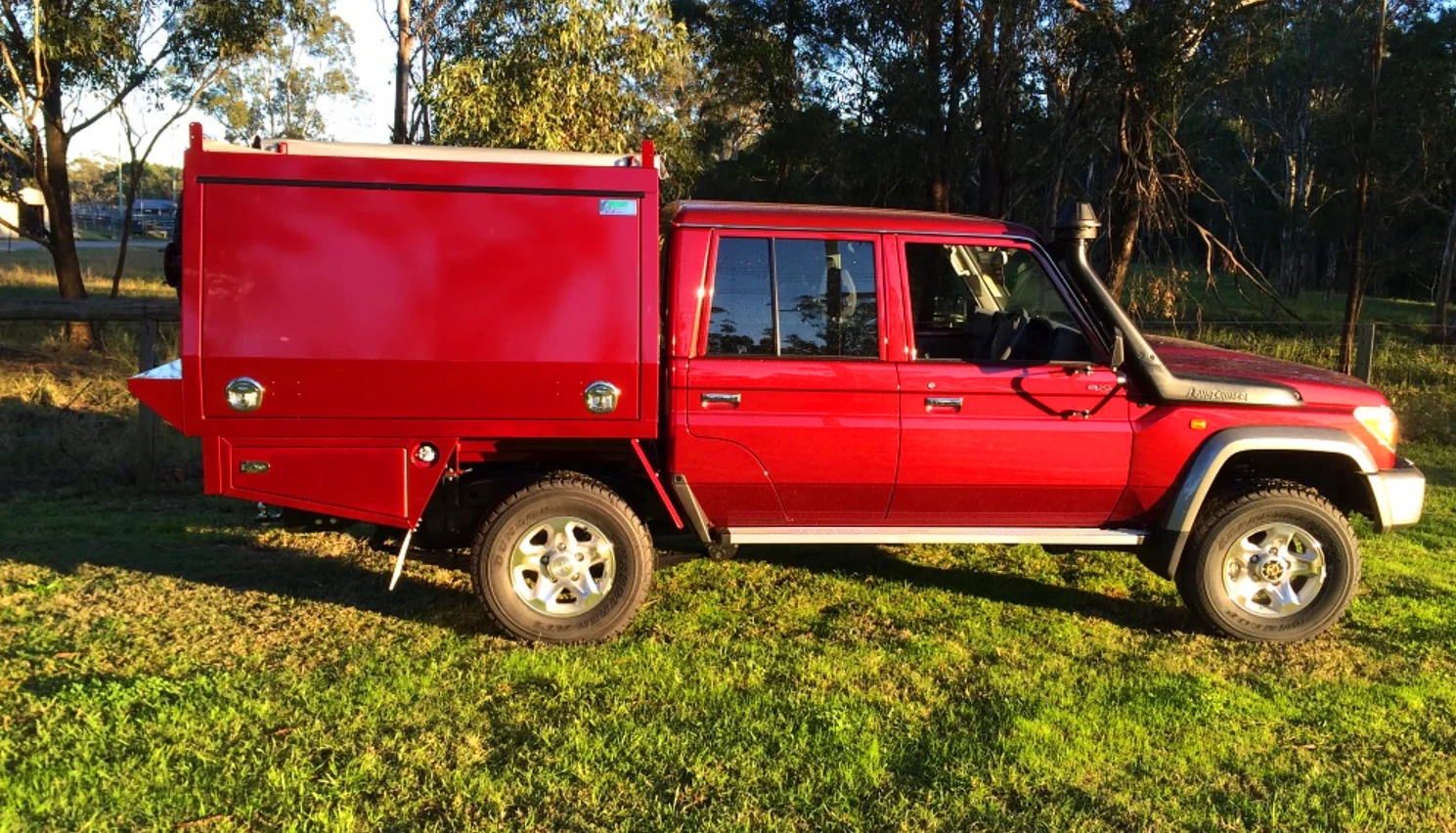 Heavy Duty Service Truck Box Transport Tray with Equipment Rack