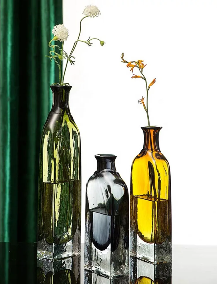 Bixuan Vases Solid Color Handblown Art Glass Flower Arrangement Vase Wine Bottle Shape Table Decor Accent Centerpieces Vases