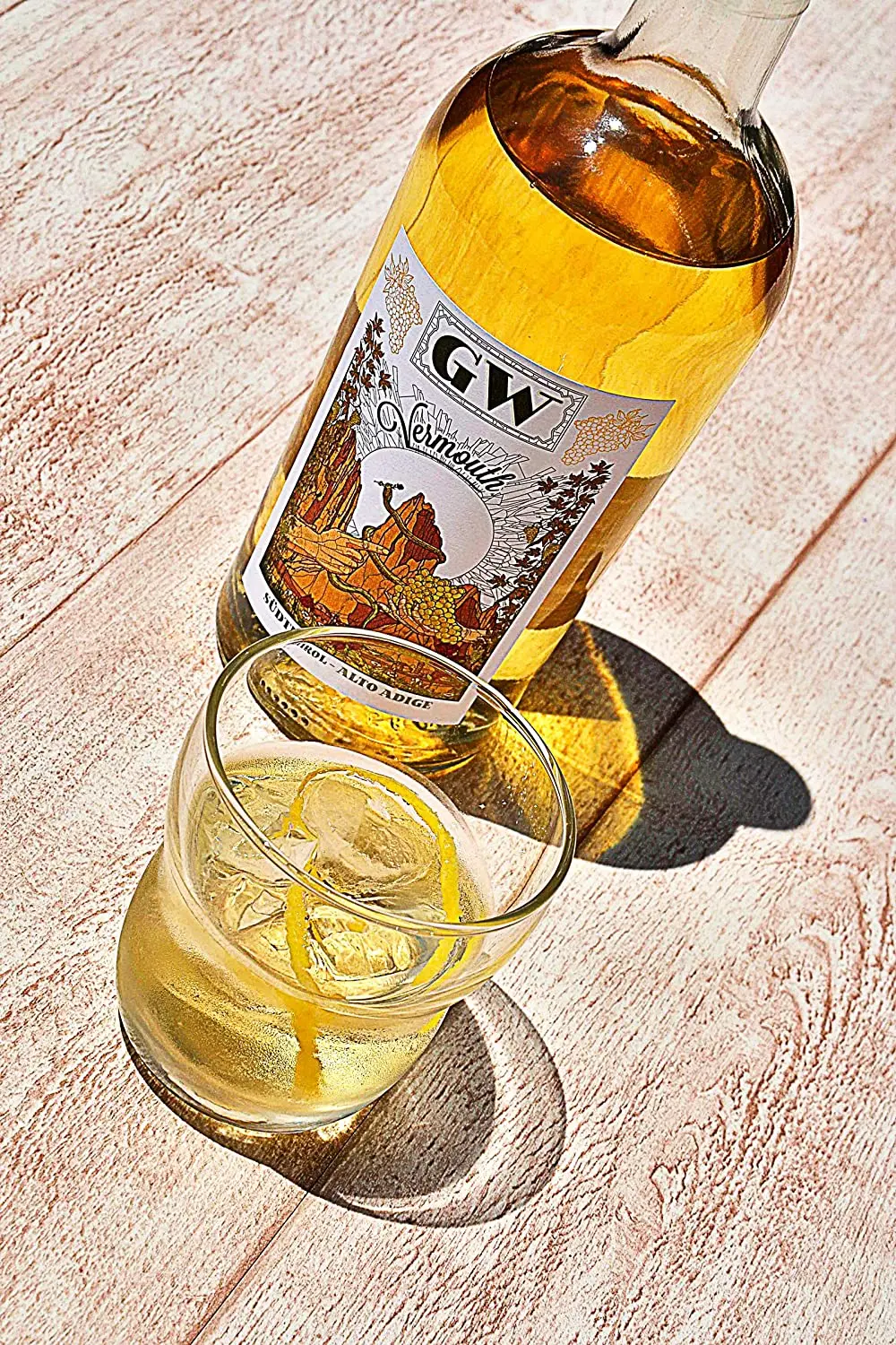 <Высшее качество, Сделано в Италии, Vermouth GW 15% об. 700 мл, спиртовые напитки, самая популярная в Италии Дистилляция