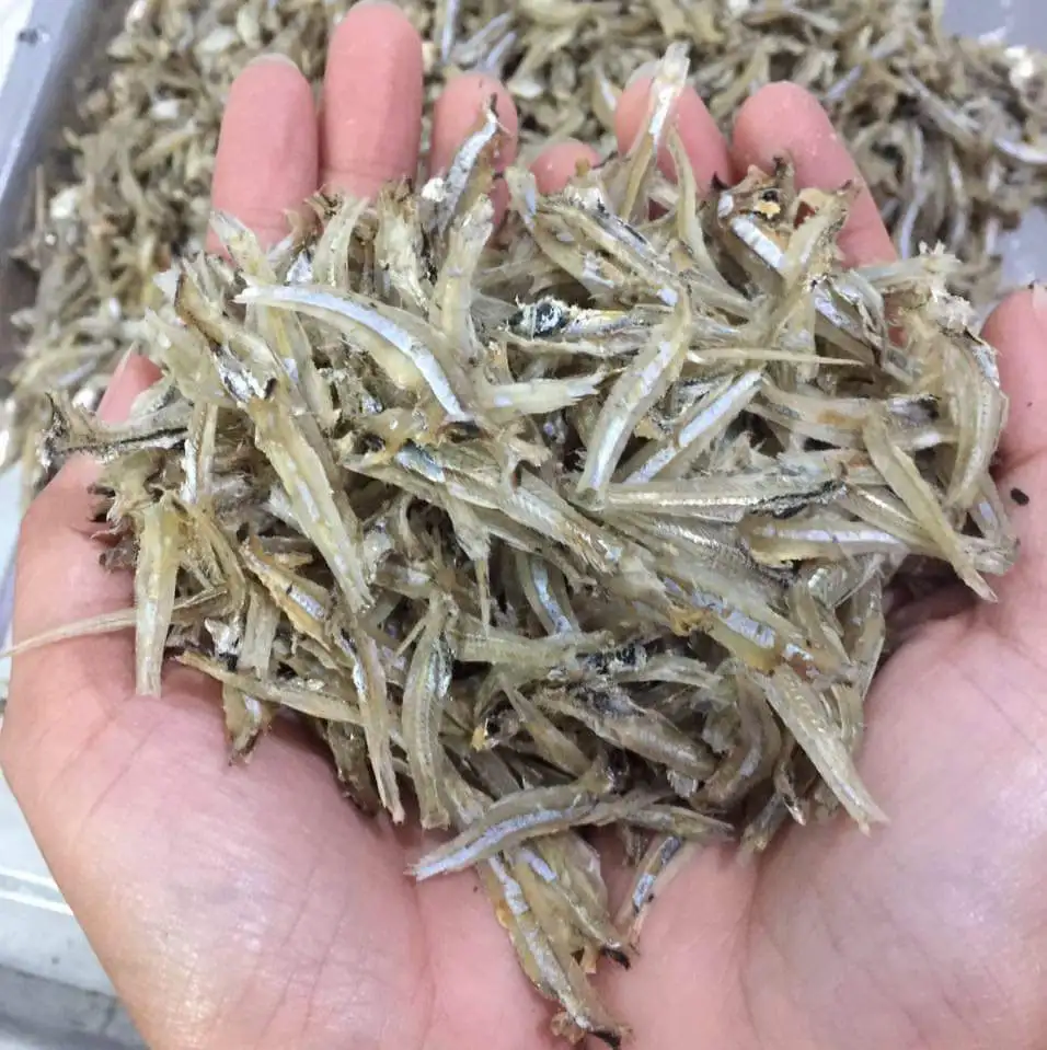 
Dried small fish/Anchovy 
