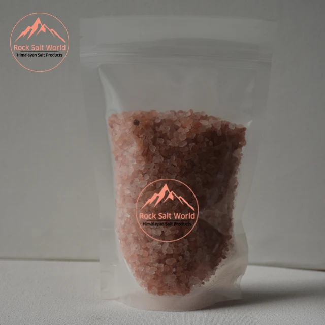 Органическая съедобная розовая кулинарная ГИМАЛАЙСКАЯ СОЛЬ гранулирует зерна 2 кг в изысканном размере 3 мм чистая натуральная кристаллическая форма темно-розовый