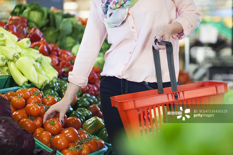 
MOQ 100 PCS 27L supermarket pharmacy plastic hand carry shopping basket for sale 