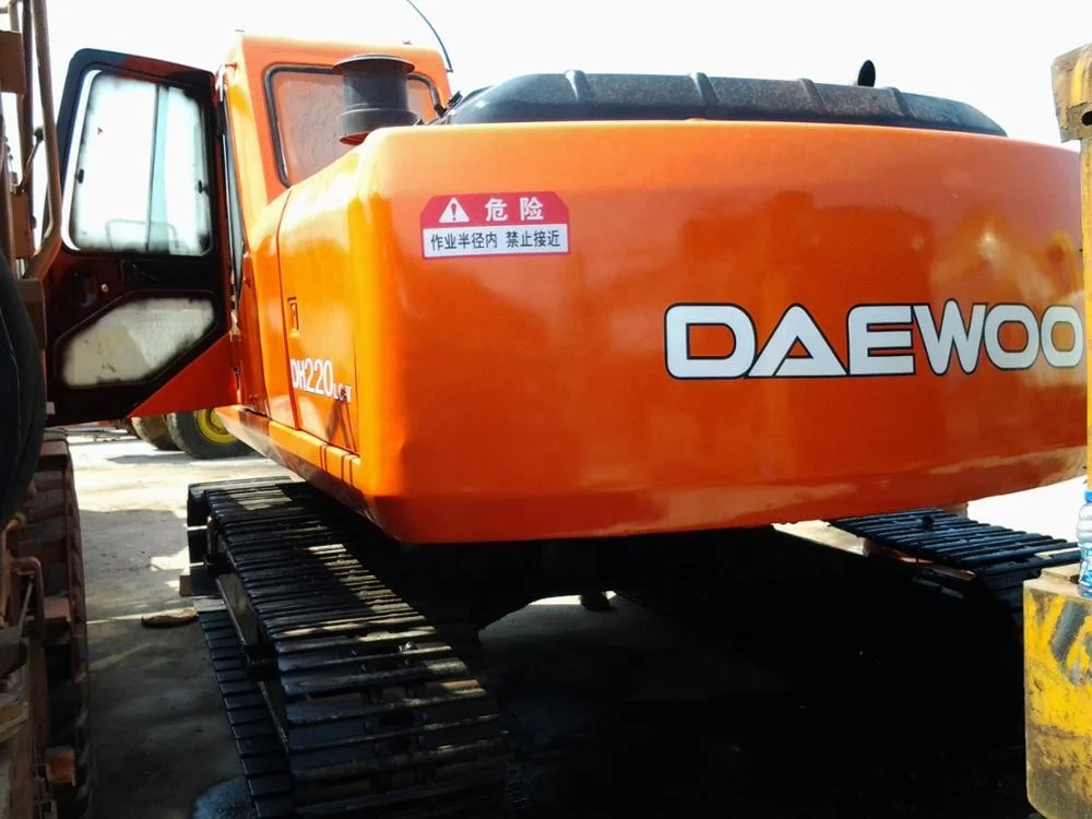 High Quality Daewoo 220-5  Used Crawel Excavators In Low Price For Sale