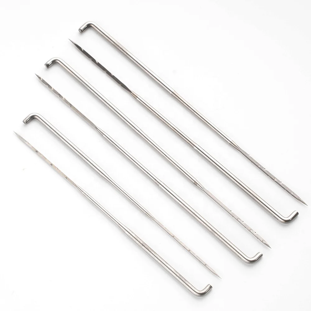 Triangular felting needle for making non-woven car interior