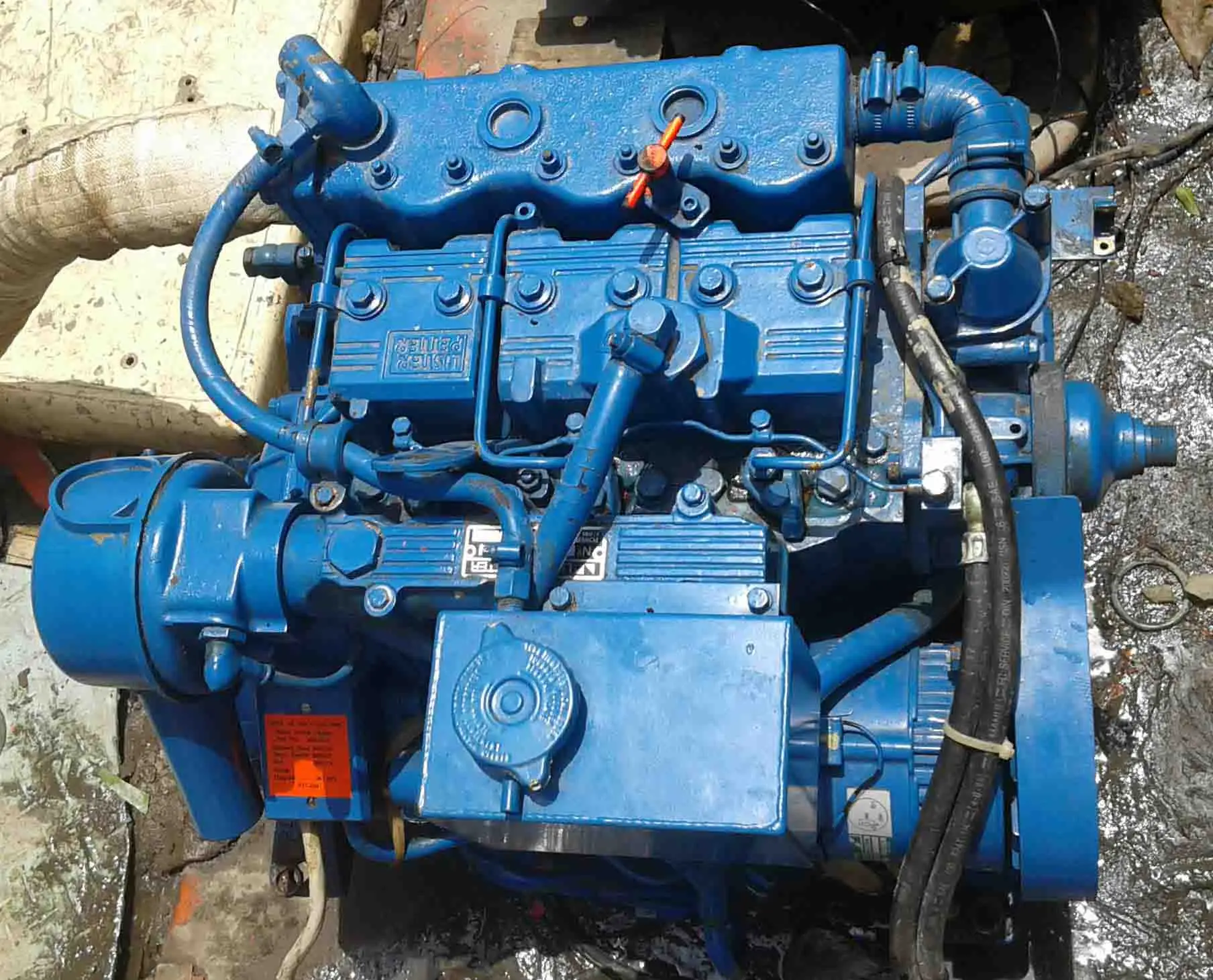 3 Cylinder Fresh water cooling Made in England inboard marine diesel 30hp electric starting Lister Petter LPW3 engine for sale
