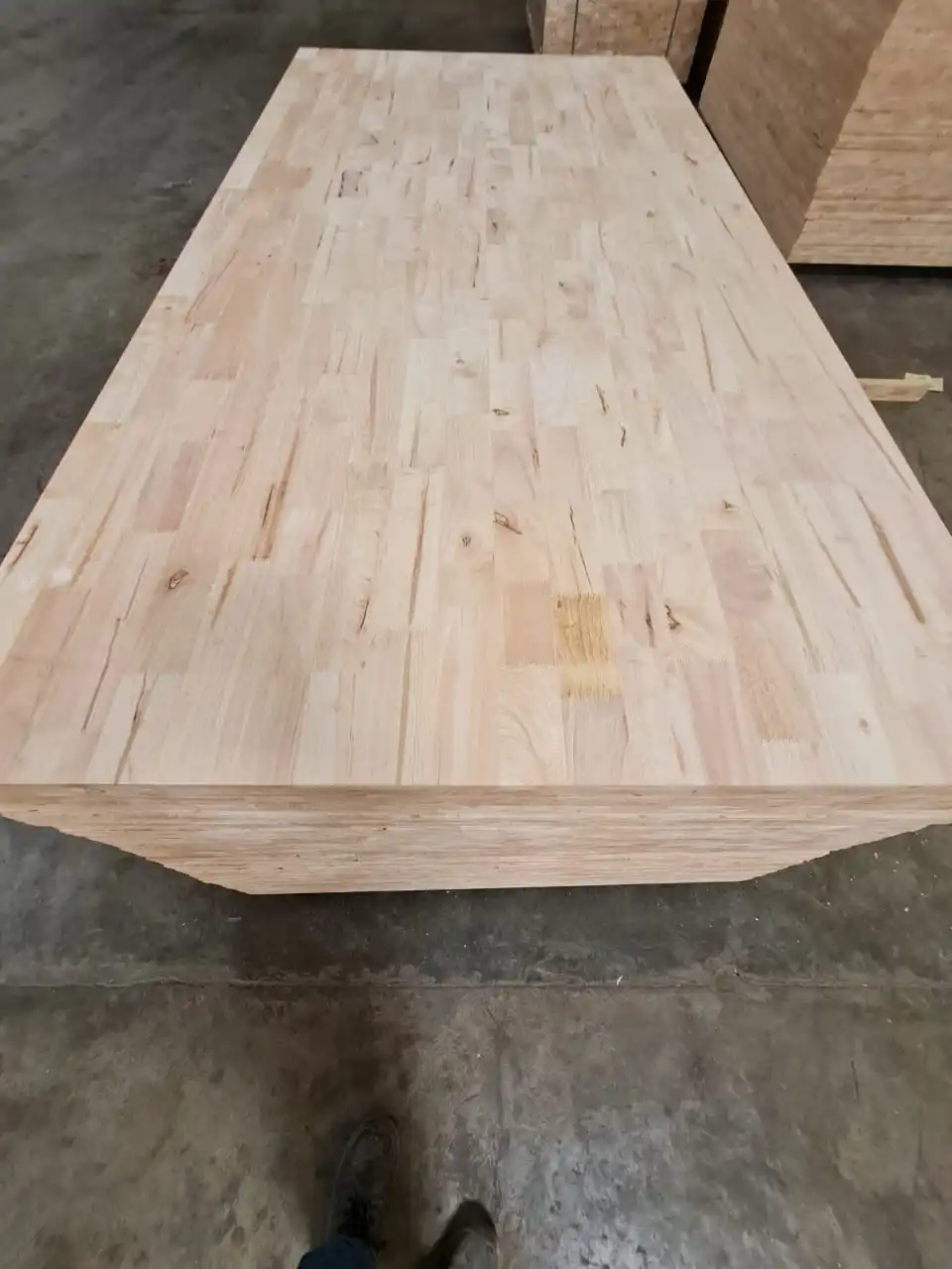 Rubber Wood  Finger Joint Laminating Board - Grade AC 17mm