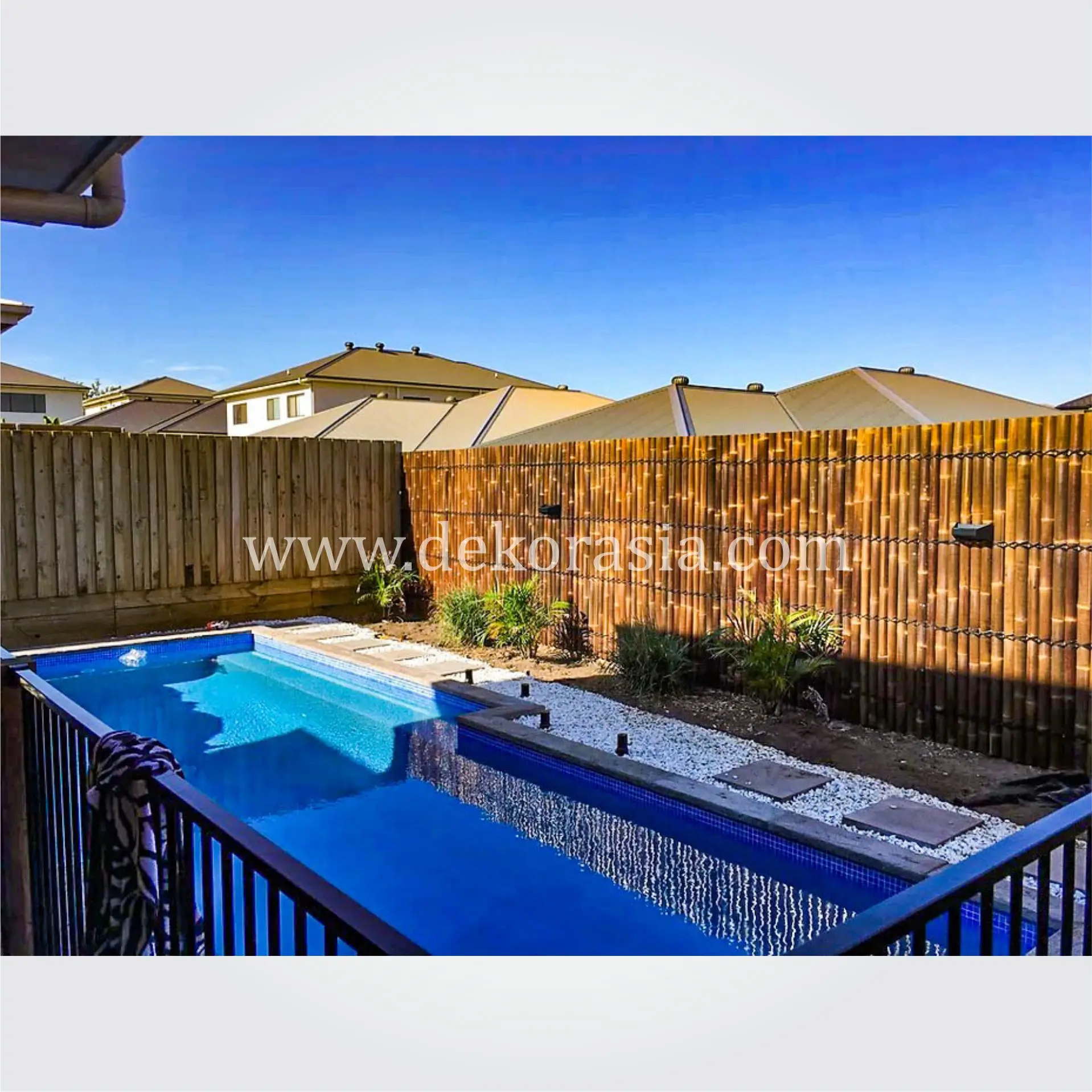 Black Bamboo, Black Bamboo Fence and Panels | Bamboo Screening