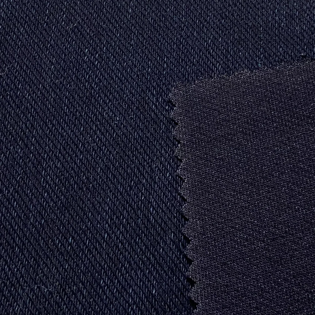  В наличии саржевая ткань 96% хлопок 4% спандекс пряжа цвета индиго трикотажная джинсовая