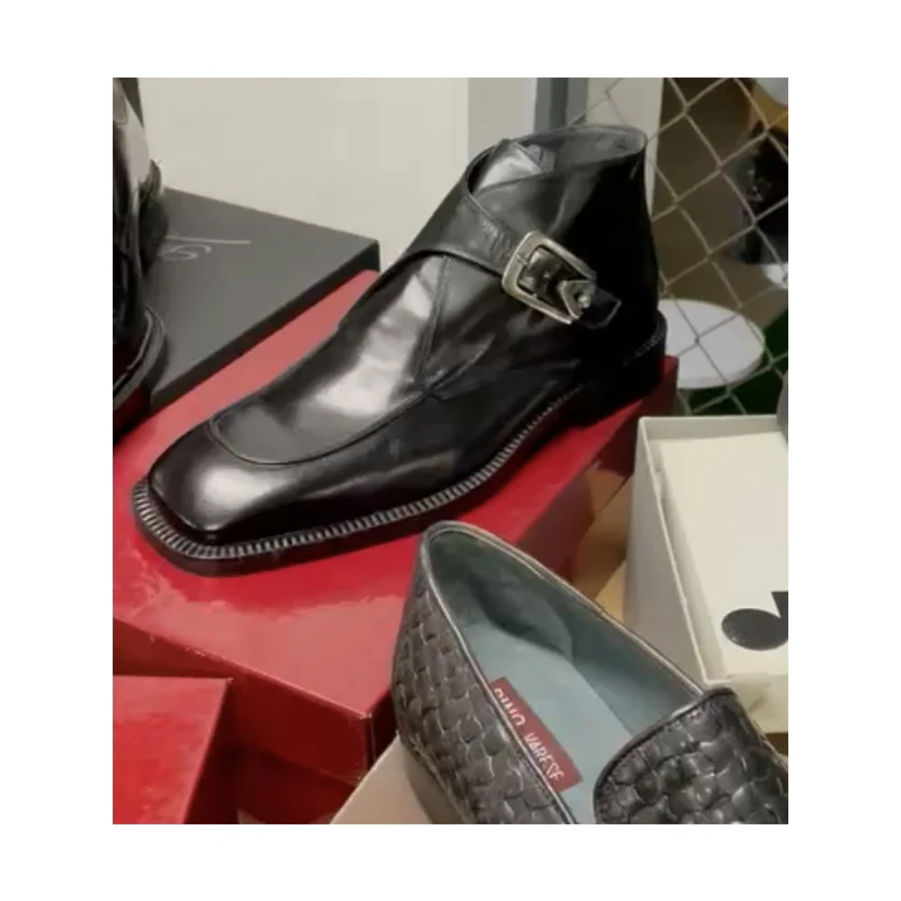 Stock Breathable Trends Wholesale Mixed Woman Casual Special Deals Factory Sale Bulk Shoes