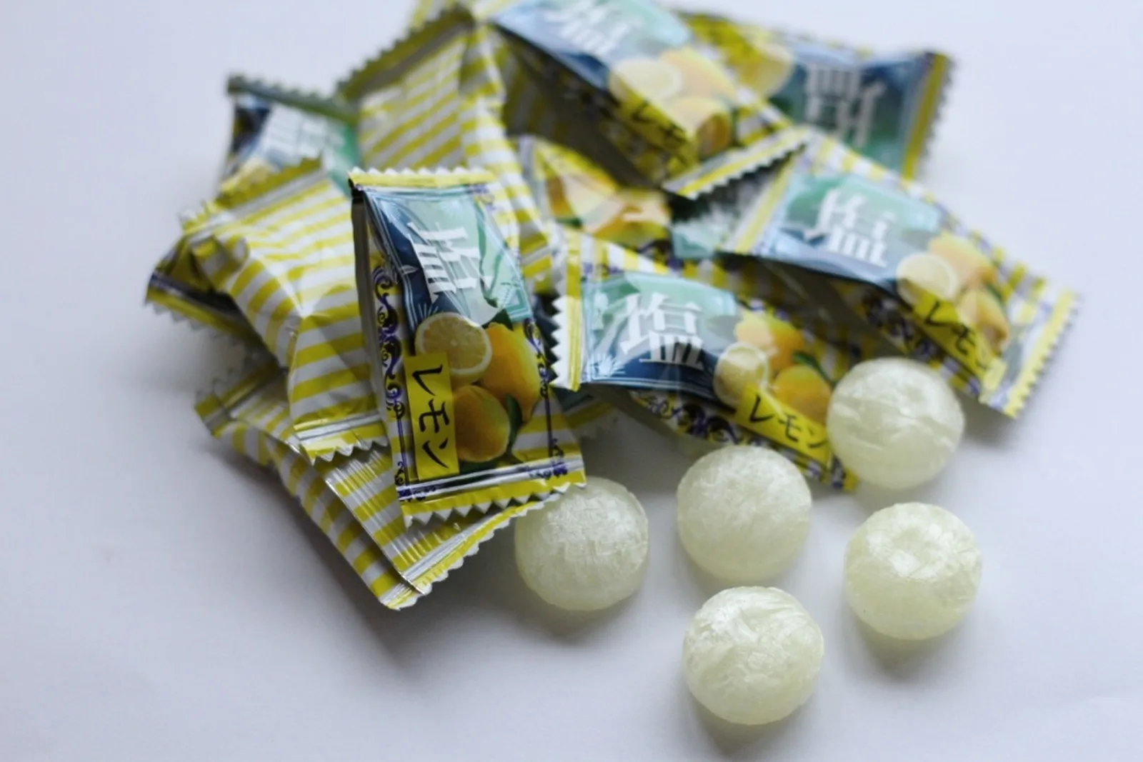 Wholesale Lemon flavour sour candy - Salt Lemon Candy