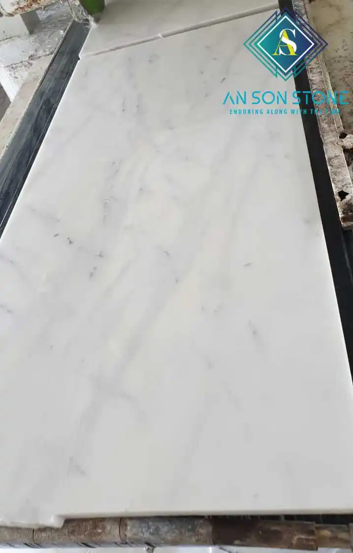 2021 hot sale 24x24 Vietnam carrera white marble tiles on sale