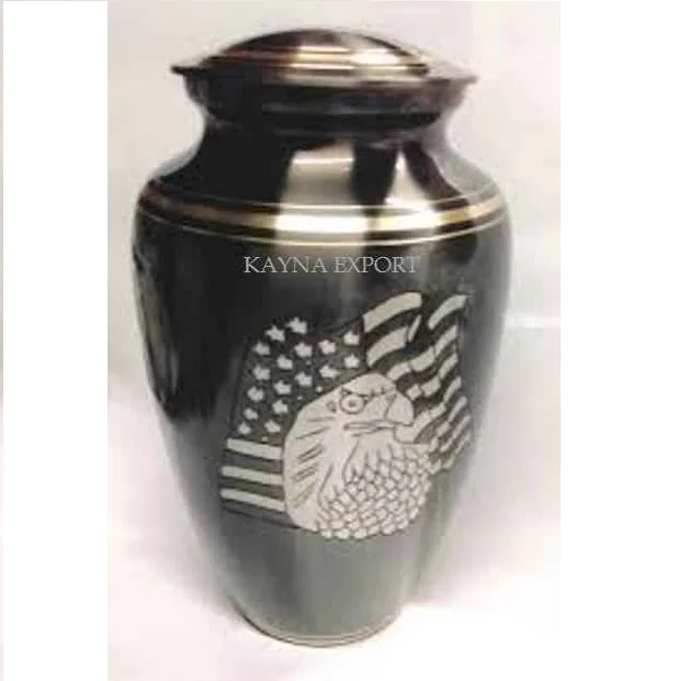  Красивая урна из латуни с гравировкой для