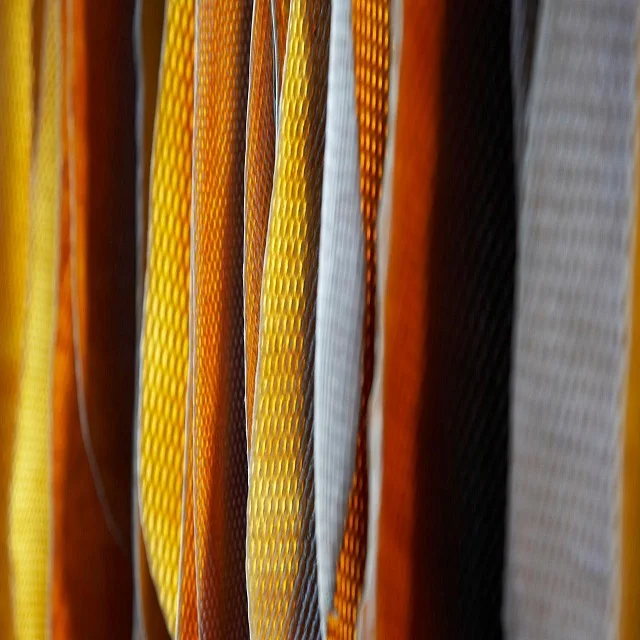 Поставка ребристых Дымчатых листов