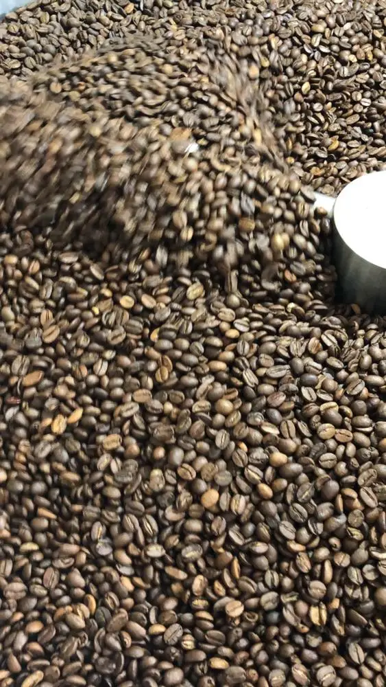 Вьетнамские жареные кофейные зерна ROBUSTA класса