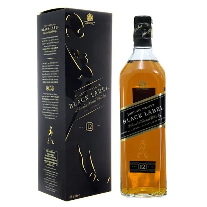 В наличии черная этикетка для виски Johnie Walker смешанный шотландский