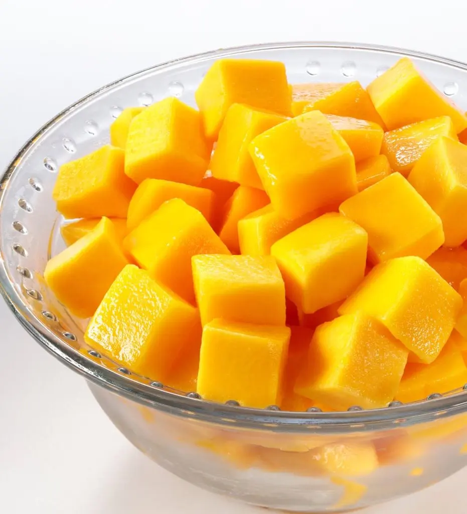 GRATE 1 FROZEN FRESH  MANGO VIETNAM( SLICES & CHUNKS) - Amber +84383004939
