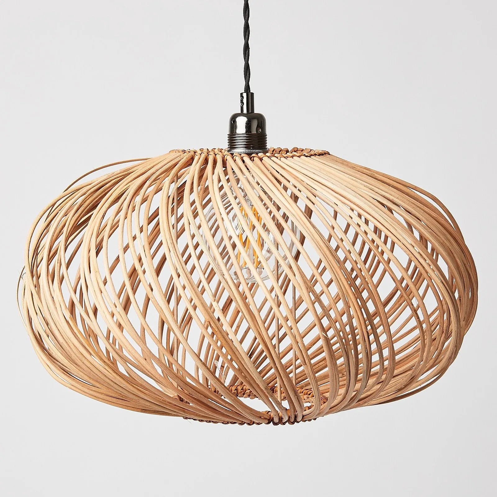 Natural woven round rattan lamp shades pendant ceiling light lamps cover lampshades made in Vietnam