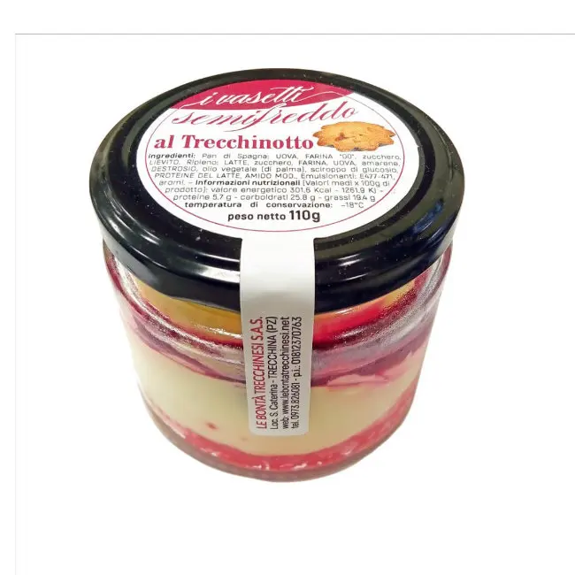 Традиционный итальянский десерт trecchinotto стекло семифредо