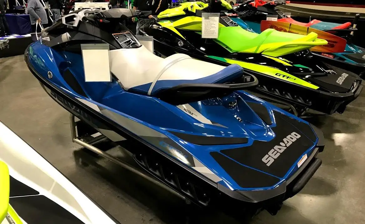 Jet-ski12.jpg